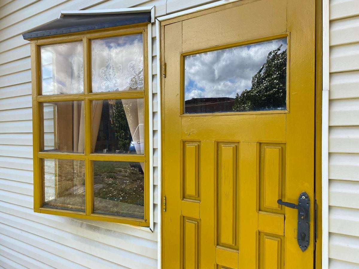 Hostal Los Pioneros Puerto Natales Eksteriør bilde