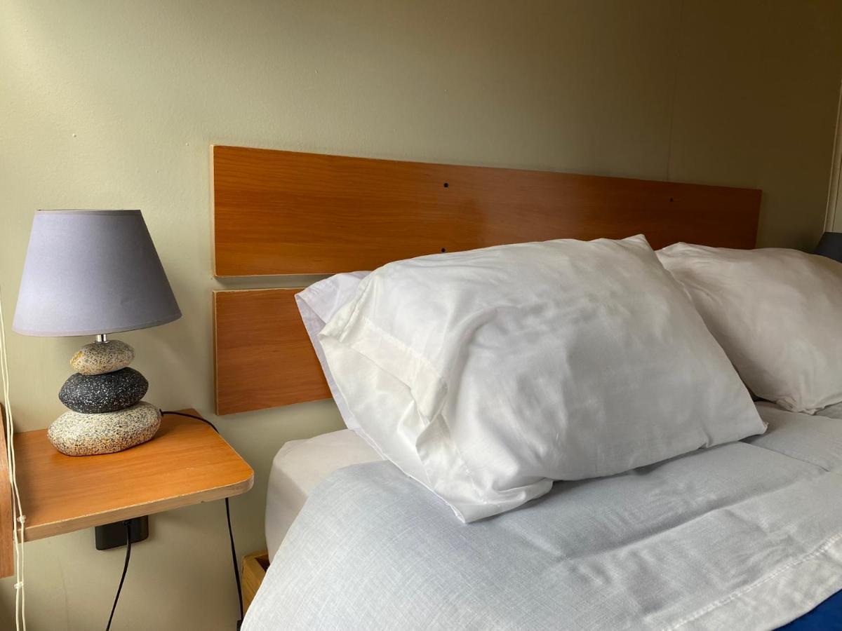 Hostal Los Pioneros Puerto Natales Eksteriør bilde