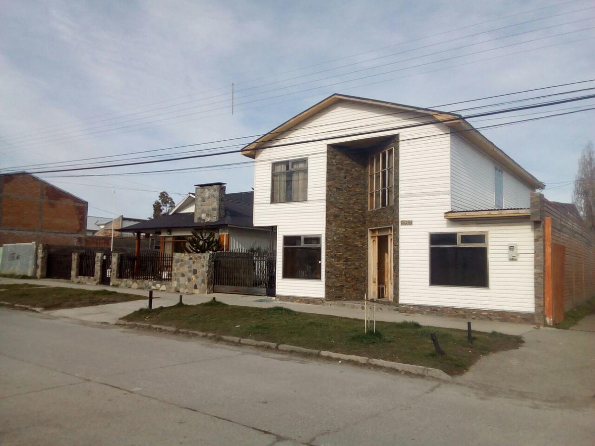 Hostal Los Pioneros Puerto Natales Eksteriør bilde