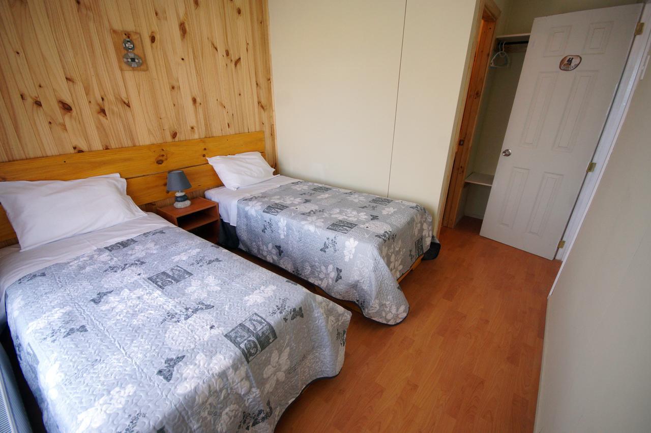 Hostal Los Pioneros Puerto Natales Eksteriør bilde