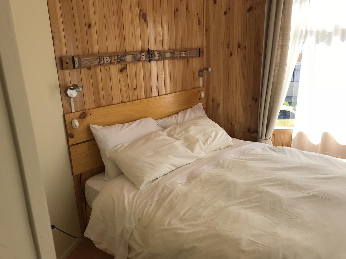 Hostal Los Pioneros Puerto Natales Eksteriør bilde